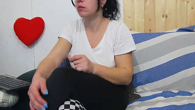 Snapshot of SquirtyMellissaLabia chatting on 02.21.26 SquirtyMellissaLabia online show from 02.21.26