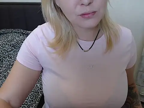 leeilawow online show from 09.10.25