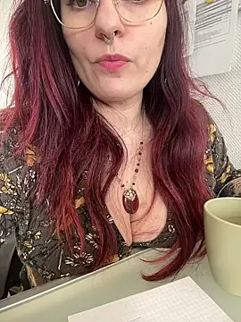 LunaMoongirl online show from 02.03.25