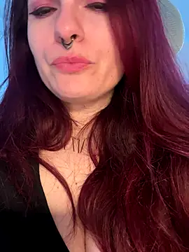 LunaMoongirl online show from 11.13.25