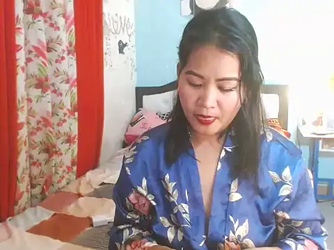 Snapshot of PearlOfAsia21 chatting on 02.13.26 PearlOfAsia21 online show from 02.13.26