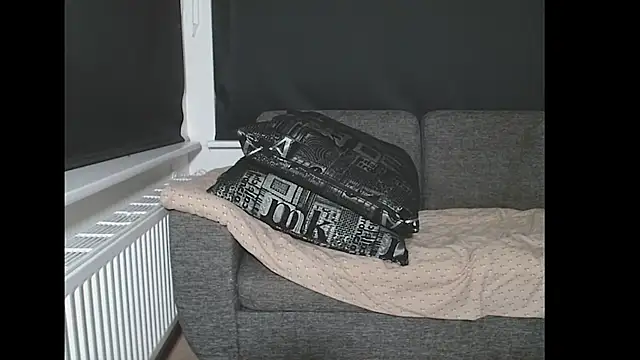 Snapshot of NaughtyRapunzel7 chatting on 09.11.25 NaughtyRapunzel7 online show from 09.11.25