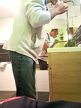 mickzizi online show from 04.28.26