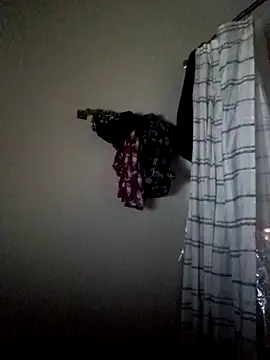 Snapshot of yellowwetfox chatting on 02.26.26 yellowwetfox online show from 02.26.26