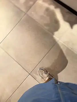 Snapshot of CrazzyChicks chatting on 09.19.25 CrazzyChicks online show from 09.19.25