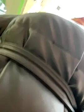 CrazzyChicks online show from 11.09.25