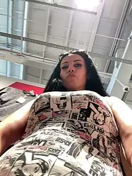 CrazzyChicks online show from 07.10.26