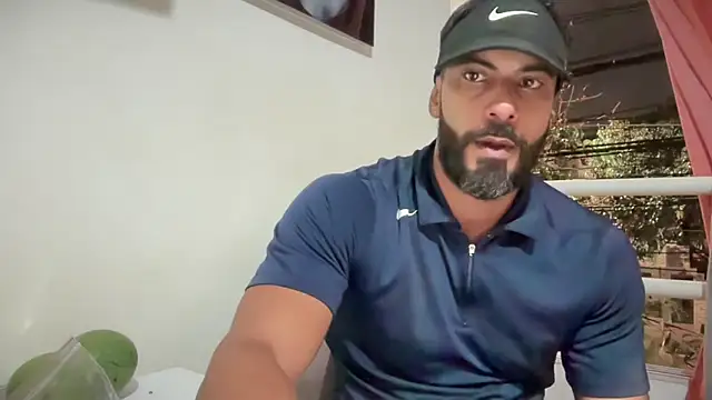 romeolovedark online show from 11.24.25