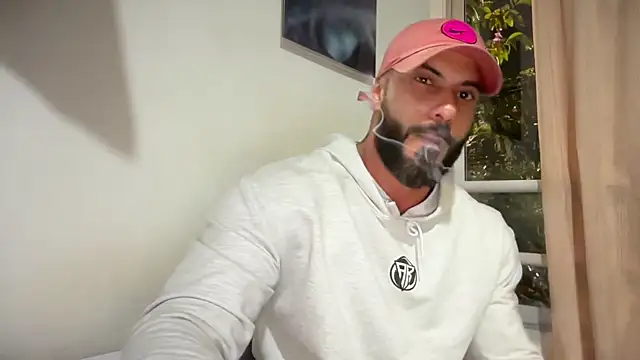 romeolovedark online show from 04.15.26