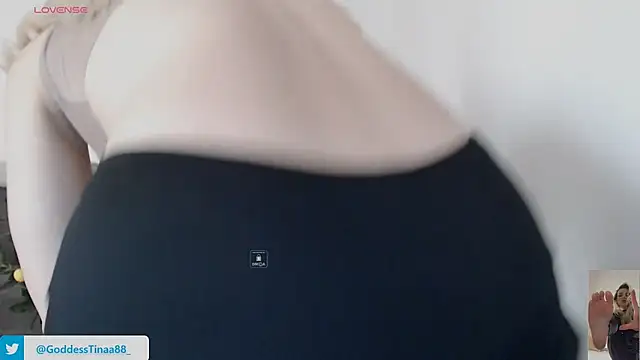 Goddess Tina online show from 04.12.26