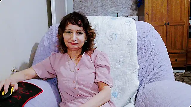 AnnieEltgant online show from 01.01.25