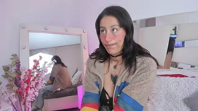 Mariana Joness online show from 11.27.25