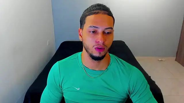 Snapshot of Kris_Khalifa69 chatting on 02.03.26 Kris Khalifa69 online show from 02.03.26