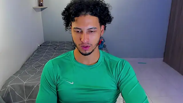 Snapshot of Kris_Khalifa69 chatting on 02.20.26 Kris Khalifa69 online show from 02.20.26