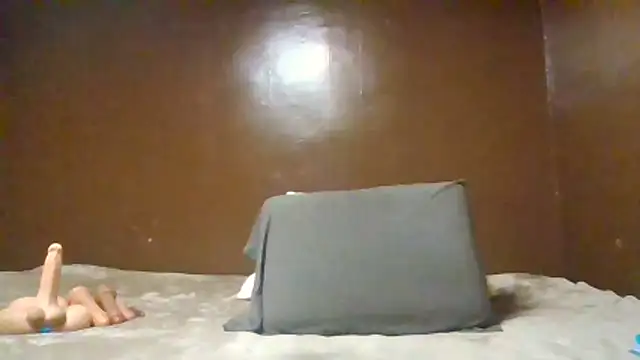 Heavenskyyee online show from 10.25.25