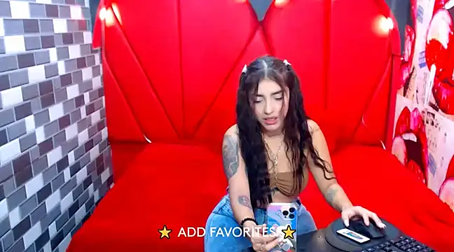 lorensweet77 online show from 01.04.25