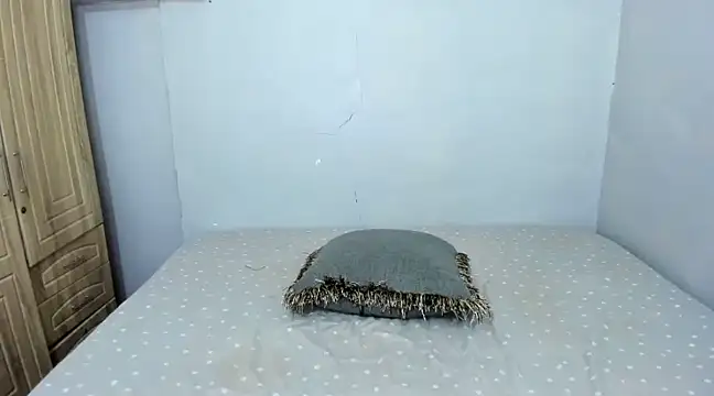 shantal r0mance online show from 12.19.24