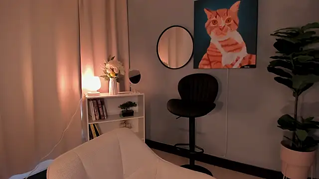 Snapshot of LiaPearce chatting on 10.21.25 LiaPearce online show from 10.21.25