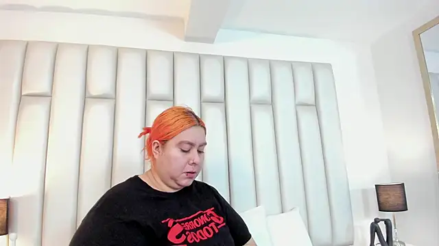 aandreaperez online show from 09.20.25