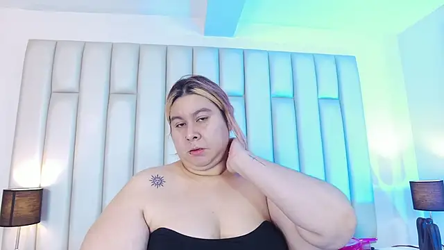 aandreaperez online show from 03.13.26