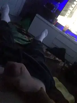 Hugetings online show from 12.29.24