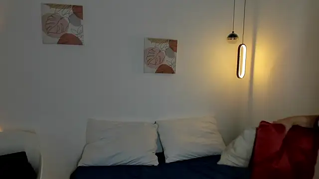 EmilySumer online show from 02.14.26