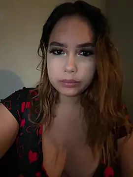 Snapshot of cyberspaceangell chatting on 02.17.25 cyberspaceangell online show from 02.17.25