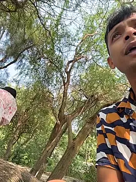 Snapshot of wow-wow-sexy chatting on 11.13.25 wow-wow-sexy online show from 11.13.25