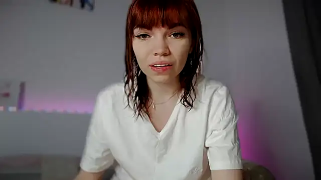 Snapshot of olivka-flower chatting on 03.22.25 olivka-flower online show from 03.22.25