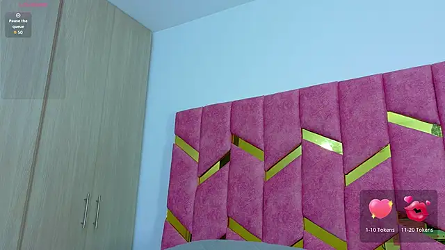 hornyhousekeeper  online show from 11.24.25