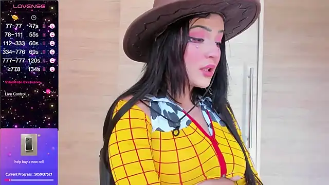 Snapshot of cutesarah_ chatting on 12.08.24 cutesarah  online show from 12.08.24