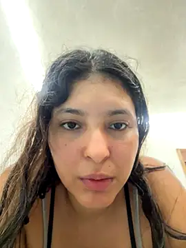 Snapshot of mariatudulceadiccion chatting on 10.28.25 mariatudulceadiccion online show from 10.28.25