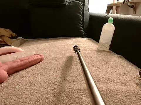 Snapshot of Simon-tem chatting on 02.05.25 Simon-tem online show from 02.05.25