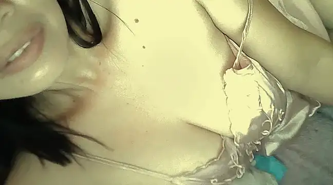 Snapshot of Alexiadreamer chatting on 12.21.24 Alexiadreamer online show from 12.21.24