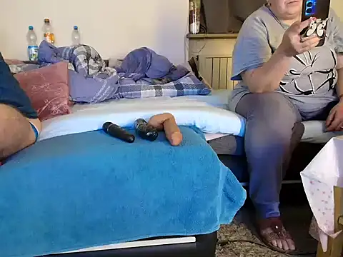 HotBiPaar online show from 11.19.25