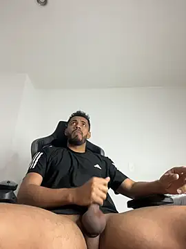 Snapshot of steven_smith05 chatting on 12.16.25 steven smith05 online show from 12.16.25