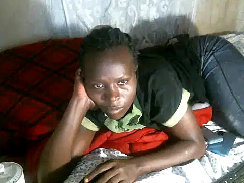 Snapshot of cute-shamza chatting on 01.15.26 cute-shamza online show from 01.15.26