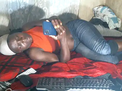 Snapshot of cute-shamza chatting on 02.12.26 cute-shamza online show from 02.12.26