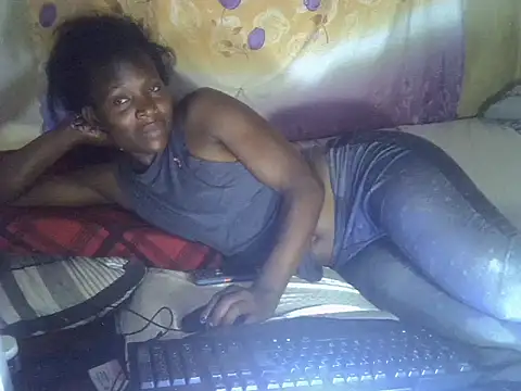 Snapshot of cute-shamza chatting on 04.14.26 cute-shamza online show from 04.14.26