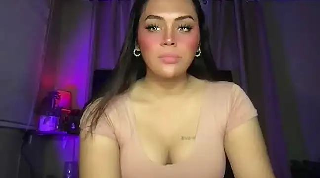 Snapshot of _MissKhimberlyXxx_ chatting on 01.11.25 MissKhimberlyXxx online show from 01.11.25