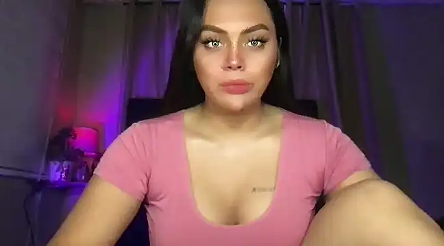 Snapshot of _MissKhimberlyXxx_ chatting on 01.17.25 MissKhimberlyXxx online show from 01.17.25