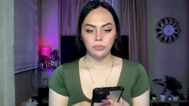 Snapshot of _MissKhimberlyXxx_ chatting on 01.27.25 MissKhimberlyXxx online show from 01.27.25