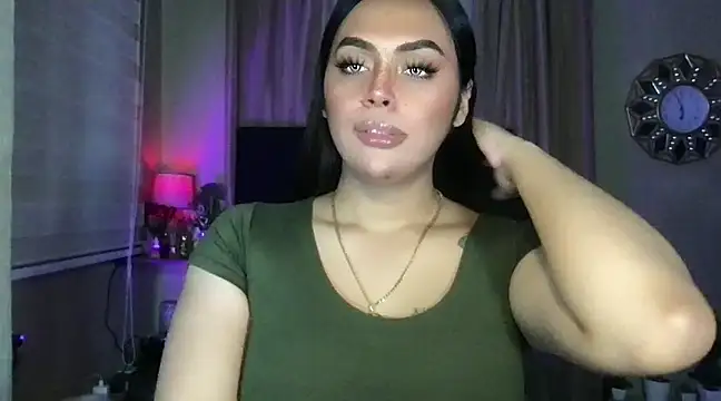 Snapshot of _MissKhimberlyXxx_ chatting on 01.27.25 MissKhimberlyXxx online show from 01.27.25