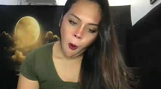 Snapshot of _MissKhimberlyXxx_ chatting on 03.20.25 MissKhimberlyXxx online show from 03.20.25