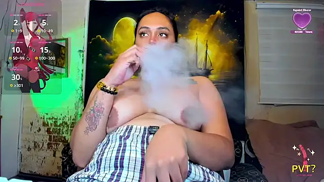 Snapshot of _MissKhimberlyXxx_ chatting on 10.14.25 MissKhimberlyXxx online show from 10.14.25