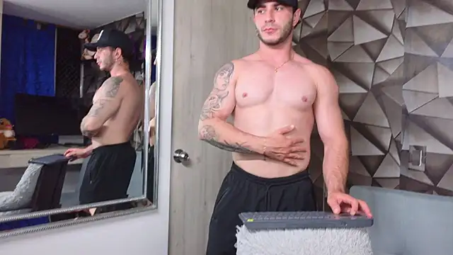 Latino stud4u online show from 04.09.26