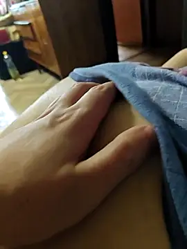 LovlyAnnie online show from 03.27.26