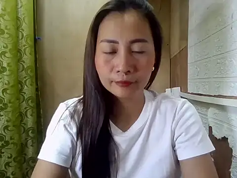 Snapshot of Asianshine chatting on 05.16.26 Asianshine online show from 05.16.26
