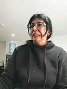 Snapshot of aisha_latina chatting on 11.06.25 aisha latina online show from 11.06.25