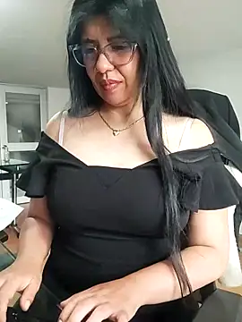 aisha latina online show from 04.09.26